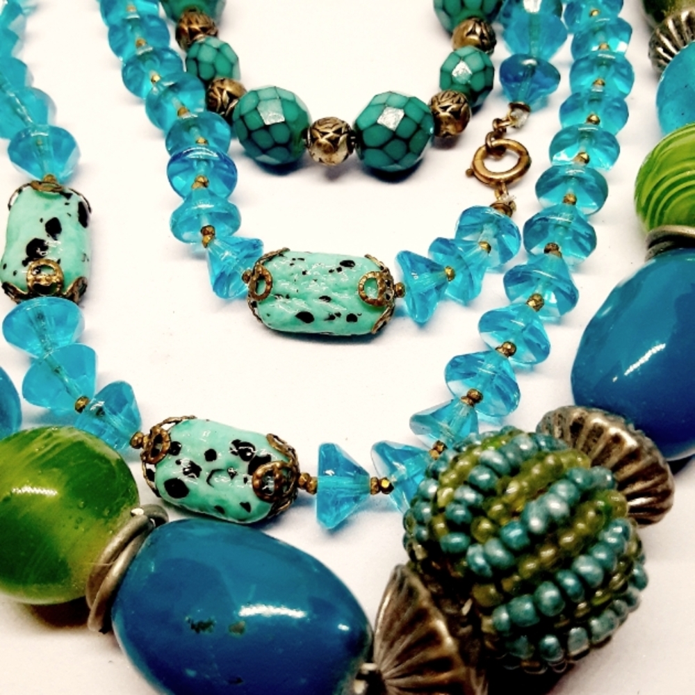 Lot of 3 Turquoise Blue Green Beaded Necklaces & Bracelet Set Chunky Statement